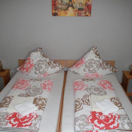 Hotel Restaurant Balkan Трір Екстер'єр фото