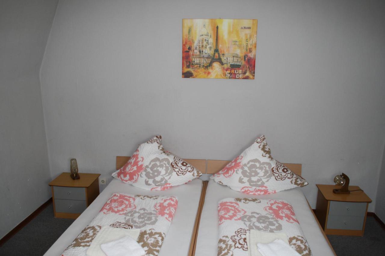 Hotel Restaurant Balkan Трір Екстер'єр фото